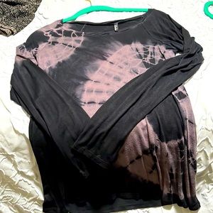 Long sleeve top